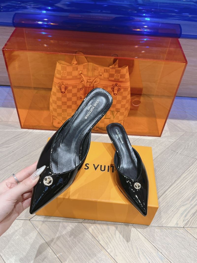 Louis Vuitton Slippers